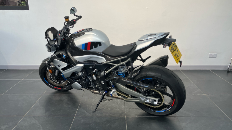 BMW M 1000 R (25MY)